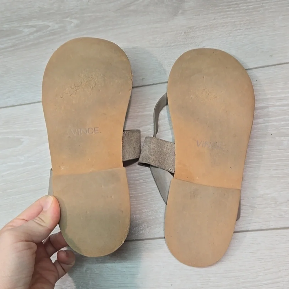 Vince Women Sandals Leather Thong Flats shoes sz 7M